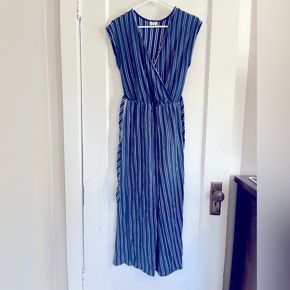 Small pant jumper navy and white stripe